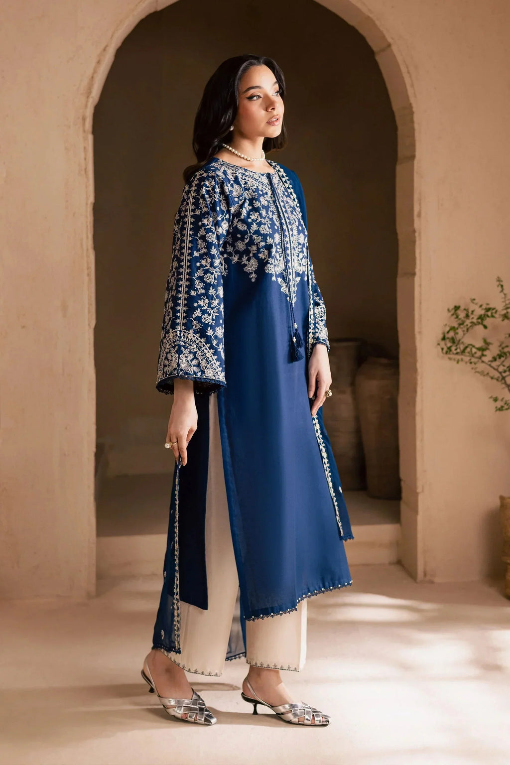 BT-2835-3 Piece - Unstitched Embroidered Lawn Fabric with Embroidered Chiffon Dupatta