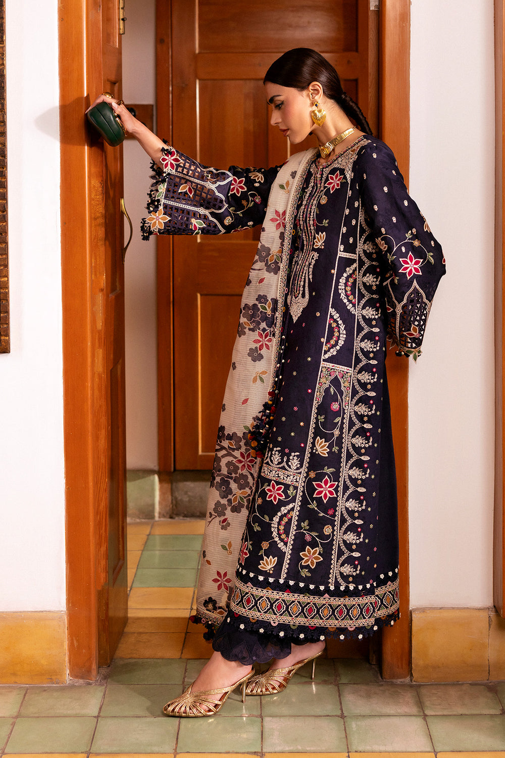 Dhanak Fabric - 3 Piece Unstitched Fully Embroidered Dress JZ 3140